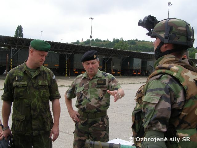 Pracovná návšteva u 12. mechanizovaného práporu