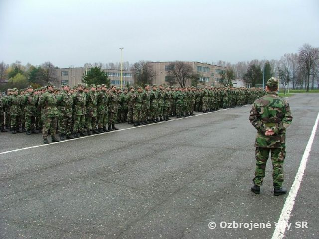 SLÁVNOSTNÝ NÁSTUP NA LZ PRE OV