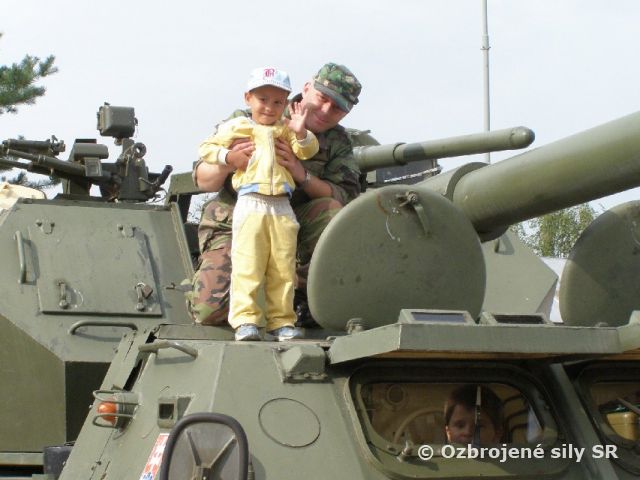 OSLAVY SLOVENSKÉHO NÁRODNÉHO POVSTANIA OČAMI DETÍ