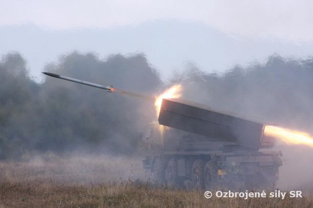 Odborno-taktické cvičenie čiat s bojovou ostrou streľbou