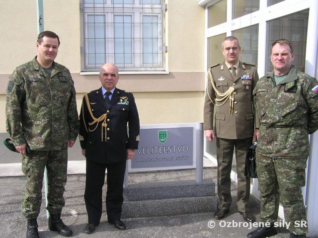 Prijatie pridelenca obrany Talianskej republiky v Topoľčanoch