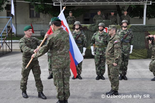 Odovzdanie a prevzatie funkcie veliteľa 12. mechanizovaného práporu