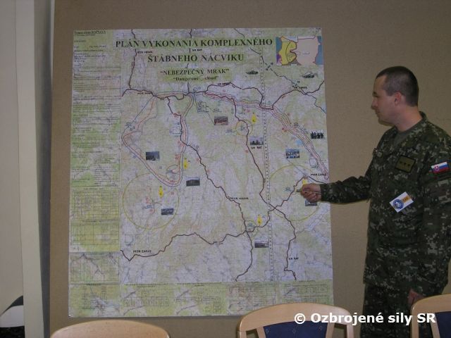 Dvojstupňový komplexný štábny nácvik práporu rchbo v CST Liptovský Mikuláš