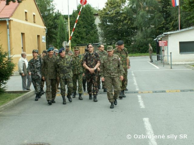 Návšteva delegácie pridelencov obrán akreditovaných v SR v posádke Michalovce