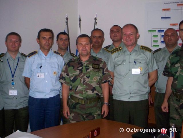 Veliteľstvo posádky Bratislava  privítalo veliteľa Veliteľstva síl výcviku a podpory