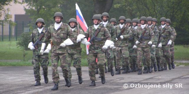 Slávnostný nástup pri príležitostí osláv 66. výročia SNP