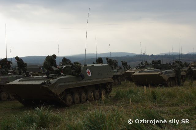 Útok pozemných jednotiek s podporou delostrelectva a letectva - avízo