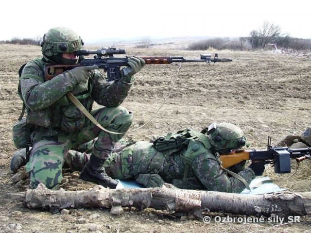 Výcvik levického práporu na Lešti