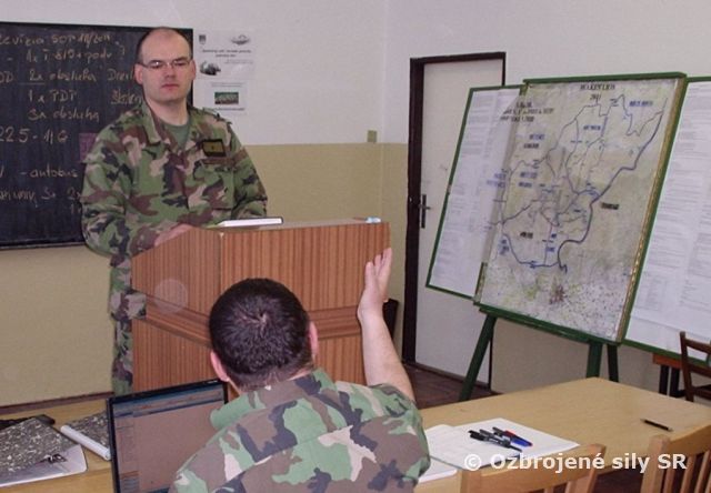 Štábny nácvik práporu logistickej podpory 