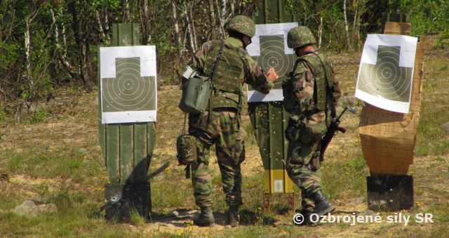 Streľby veliteľstva a štábu práporu