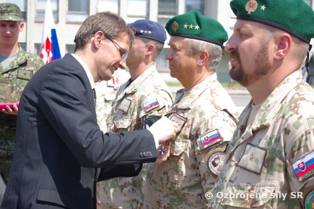 Slávnostný akt privítania profesionálnych vojakov po splnení úloh v operácii ISAF v Afganistane