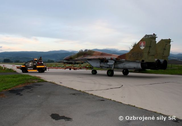 MiG-29 na cestách