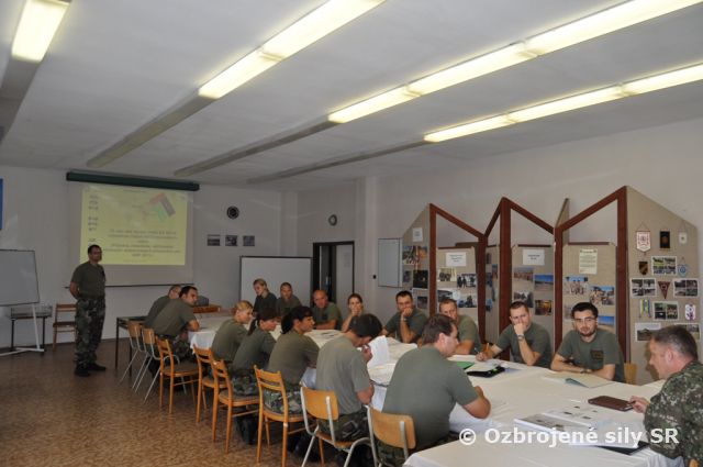 Samostatný štábny nácvik k spracovaniu operačného plánu NRF 2013