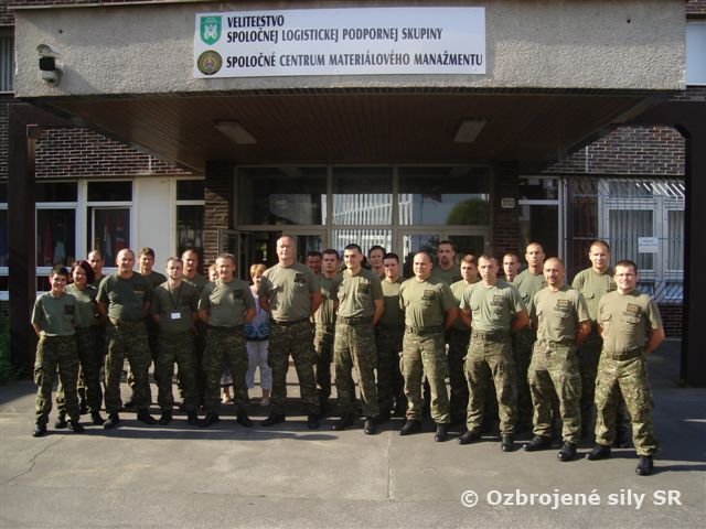 Vykonanie POM a slávnostného nástupu PrV odchádzajúcich do operácie EÚ ALTHEA /Bosna a Hercegovina/.