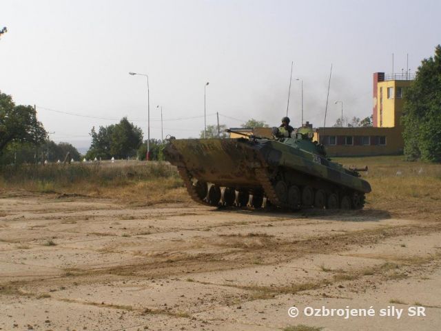 Sústredený výcvik vodičov pásovej techniky