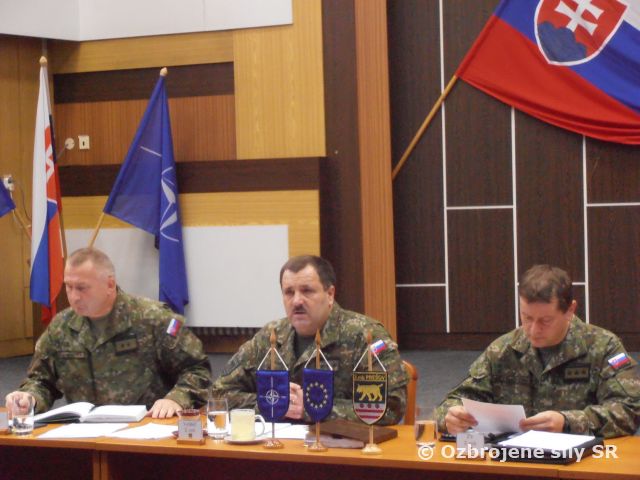 Októbrová porada veliteľa brigády