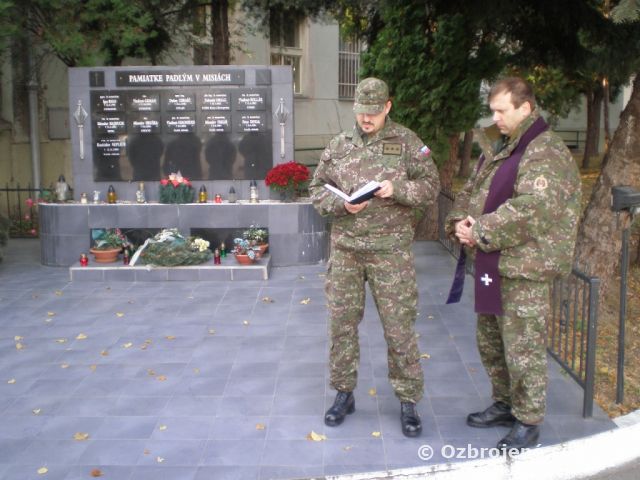 V Nitre si uctili Pamiatku zosnulých