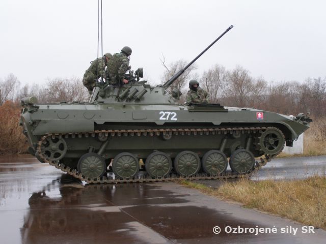 Výcvik strelcov operátorov v Devičanoch