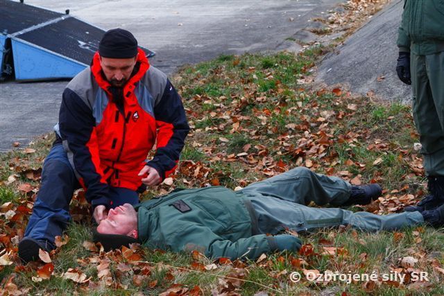 Výcvik v prežití lietajúceho personálu