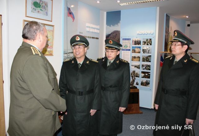 Generálporučík Vývlek prijal čínsku delegáciu