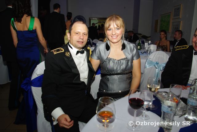 Zvolenský zámok obsadili priaznivci letectva