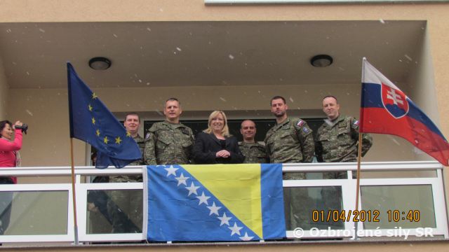Predsedníčka vlády SR navštívila slovenských vojakov v Bosne a Hercegovine