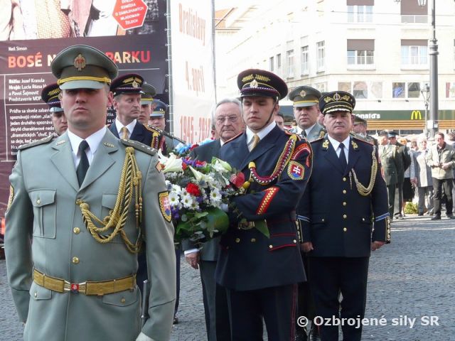 Pietna spomienka na oslobodenie hlavného mesta SR