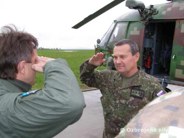 Náčelník Generálneho štábu navštívil leteckú základňu v Prešove