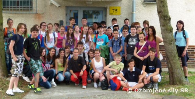 Mladí vedci navštívili zmiešané krídlo