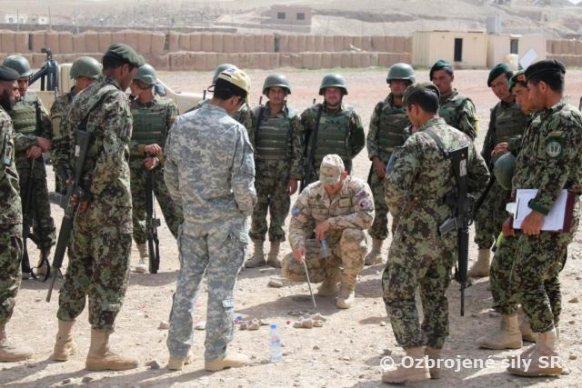 Úspešný koncept výcviku v ISAF-e