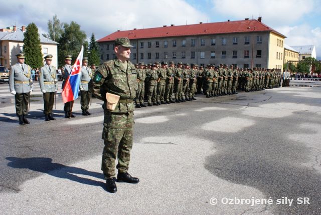 Náčelník generálneho štábu OS SR v Prápore výcviku Martin