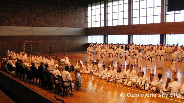 Okinawskí majstri karate, kobudo a sebaobrany na Liptove