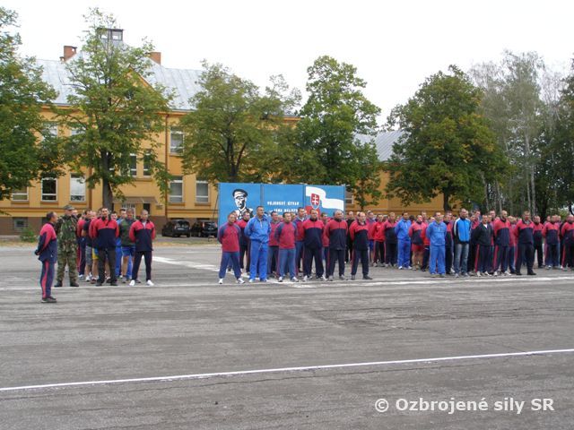 Športový deň veliteľa 21. zmpr Trebišov