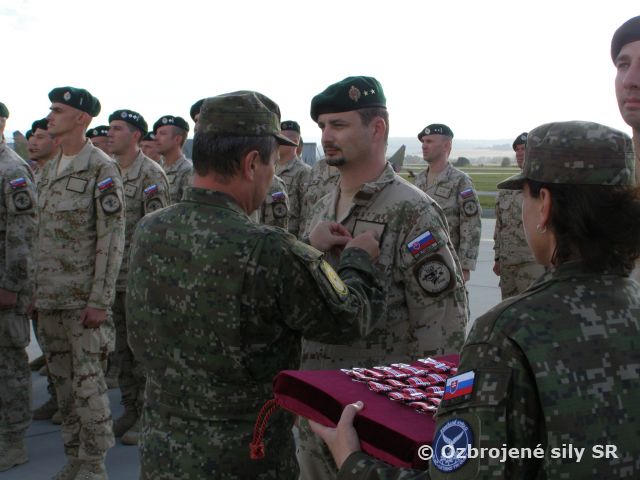 Slávnostné privítanie jednotiek ISAF po návrate z plnenia úloh mimo územia SR