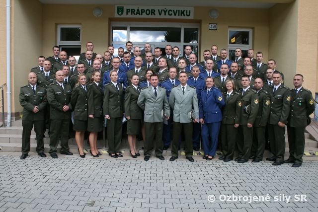 Vyradenie absolventov Vstupného poddôstojníckeho kurzu OR - 5