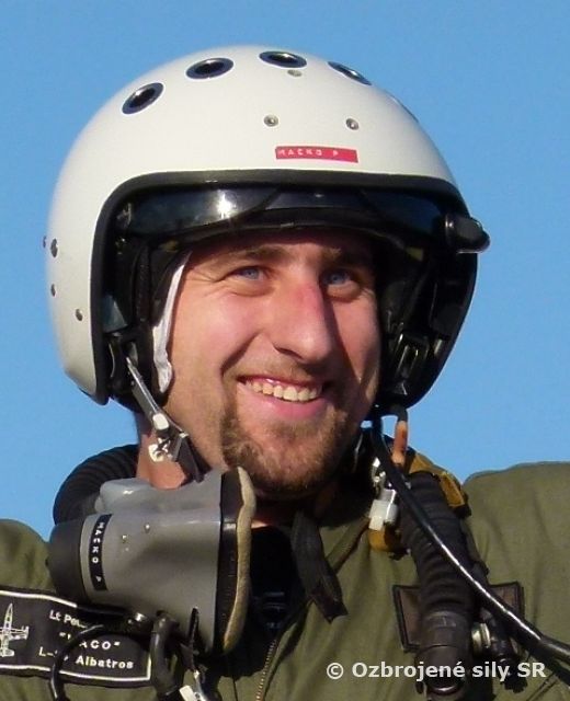 Prvý samostatný let