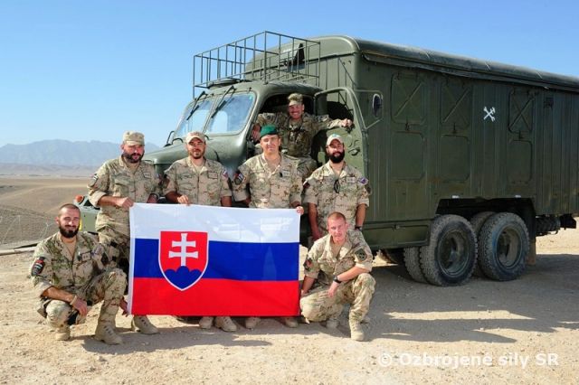 Prvá rotácia opravárov húfnic D-30 nasadená v Afganistane