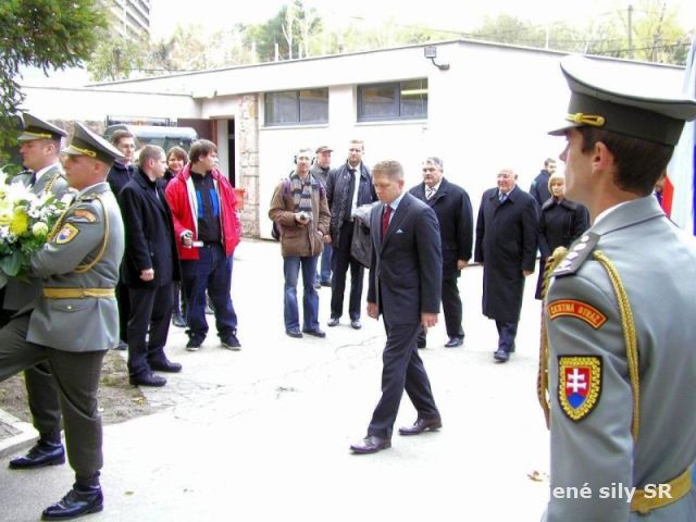 Čestná stráž OS SR pri spomienke na A. Dubčeka