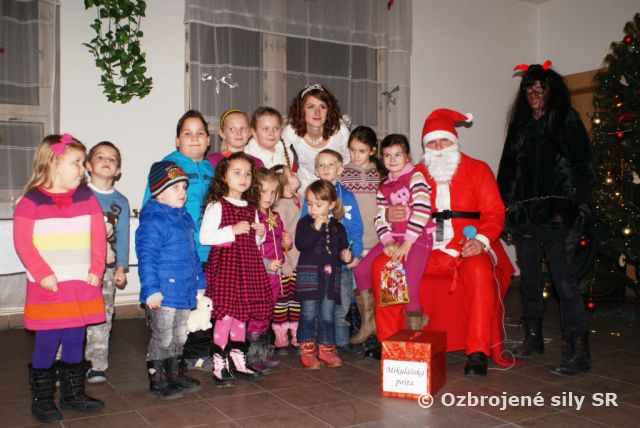 Mikuláš so ženistami