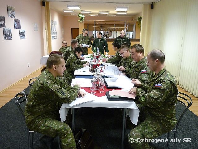 Porada veliteľa SLPS a metodický deň v Hlohovci.