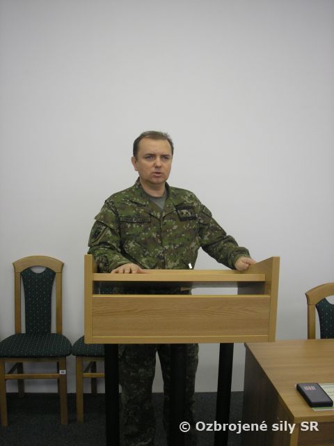 Príslušníci Spoločnej logistickej podpornej skupiny ocenení medailami