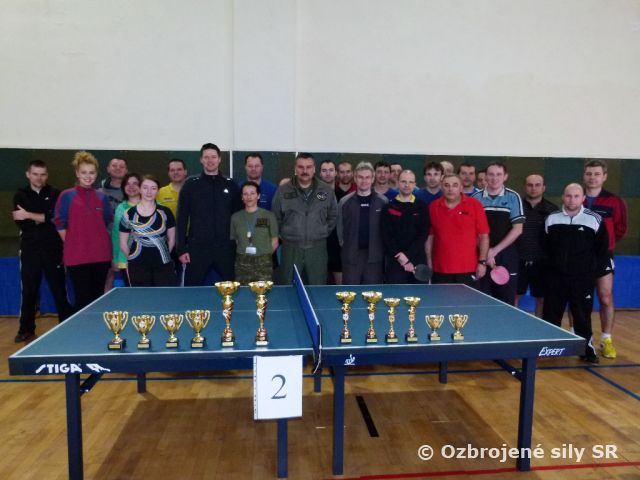Stolnotenisový turnaj na „sliačskej základni“