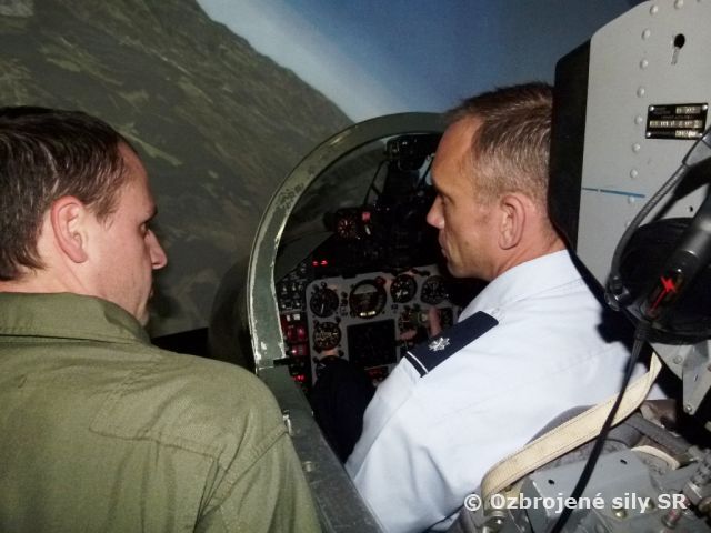 Návšteva novoakreditovaného leteckého pridelenca USA