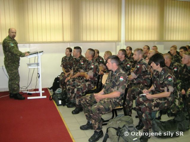 Výcvik špecialistov RCHBO Obranných síl Maďarska