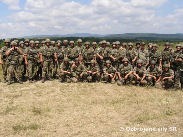 Ostré školské streľby mínometných jednotiek levického práporu