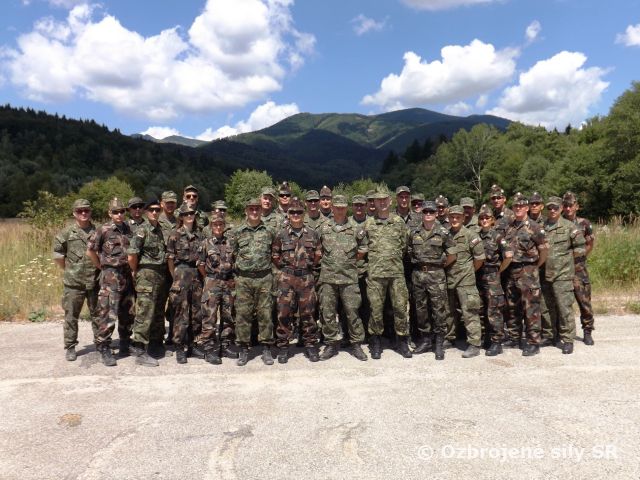 Príslušníci ozbrojených síl 5 krajín cvičili v Martine