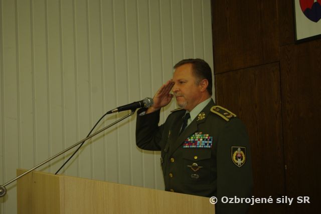 Veliteľstvo pozemných síl si pripomenulo výročie SNP a Deň ústavy SR