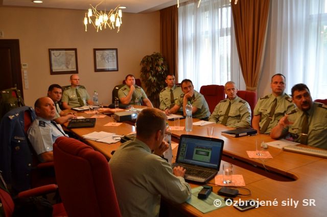 Hlavný poddôstojník OS SR rokoval v Prahe s českým kolegom 