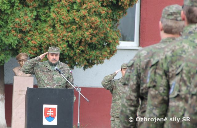Slávnostný nástup pri príležitosti Dňa OS SR 