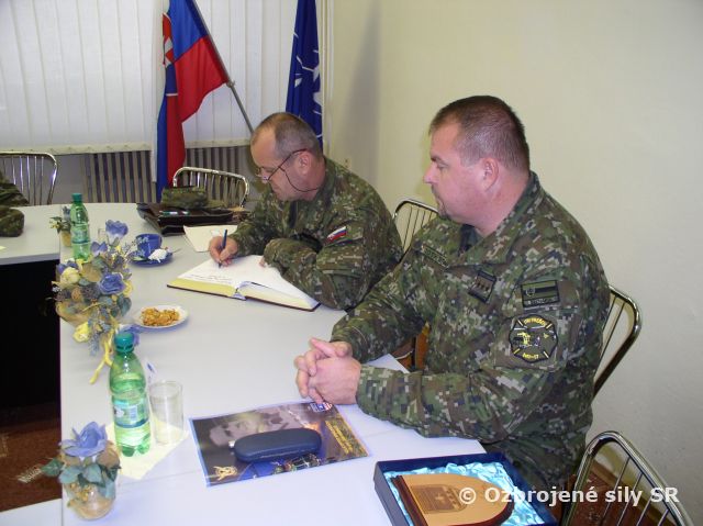 1. zástupca NGŠ na pracovnej návšteve prešovského letiska